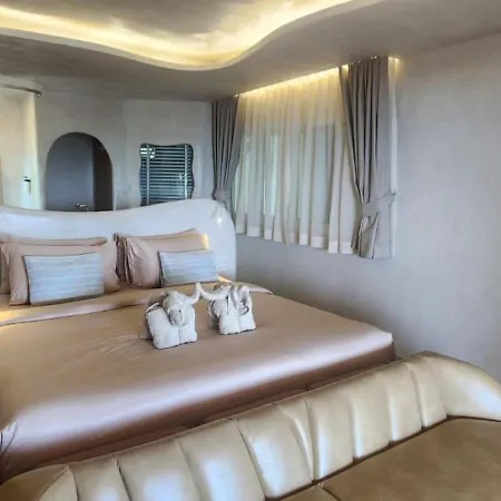 The Rock Samui Beach Resort Lamai Beach  Exterior photo
